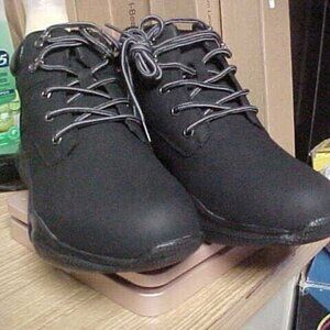 Vostey Milan Mens Walkers 11.5 Med